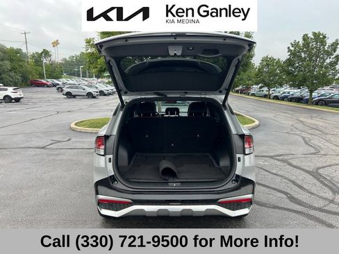 Certified 2023 Kia Sportage SX AWD/4WD image 47