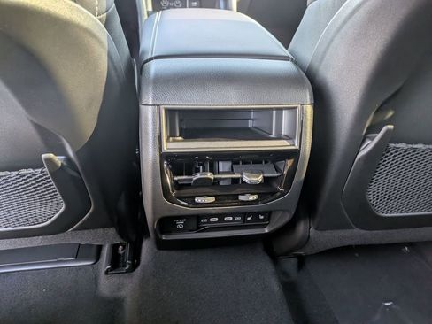 New 2026 Jeep Grand Cherokee Limited image 25