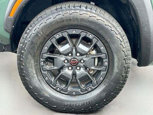 Used 2023 Nissan Frontier PRO-4X w/ Pro-4X Premium Package AWD/4WD image 32