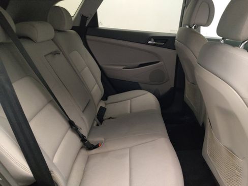 Used 2018 Hyundai Tucson SE AWD/4WD image 19
