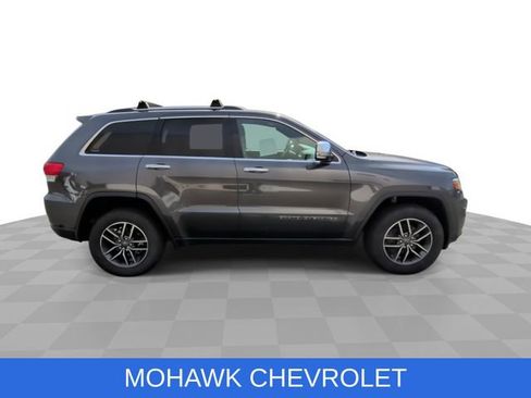 Used 2019 Jeep Grand Cherokee Limited AWD/4WD image 10