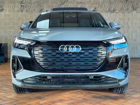 Used 2023 Audi Q4 e-tron Prestige w/ Black Optic Package image 3
