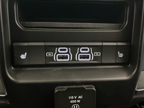 Used 2025 RAM 1500 Laramie w/ Night Edition AWD/4WD image 37