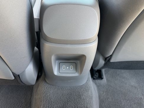 Used 2024 Hyundai Elantra SEL FWD image 32