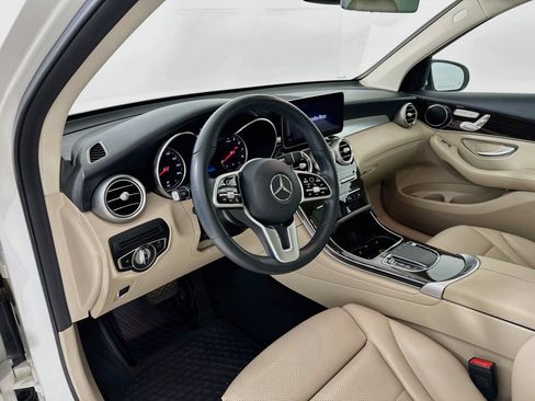 Certified 2022 Mercedes-Benz GLC 300 image 10