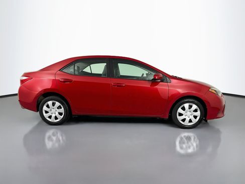 Used 2016 Toyota Corolla LE FWD image 4