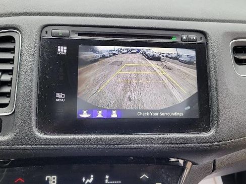 Used 2018 Honda HR-V EX image 16