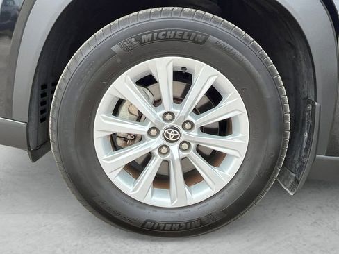 Used 2024 Toyota Grand Highlander XLE image 23