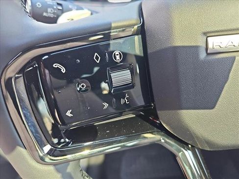 New 2026 Land Rover Range Rover Evoque S image 18