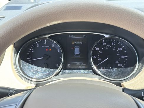 Used 2014 Nissan Rogue S FWD image 15