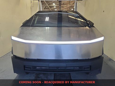 Used 2024 Tesla Cybertruck AWD Crew Cab image 1