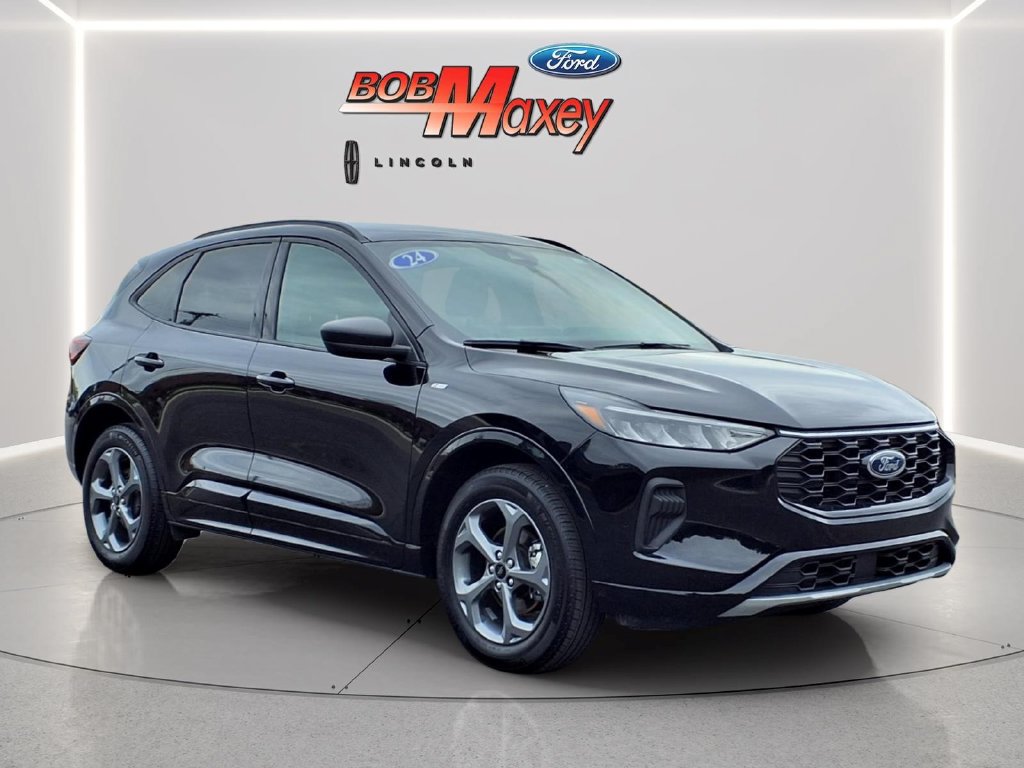 Used 2024 Ford Escape ST-Line w/ Tech Pack #1 AWD/4WD image 3