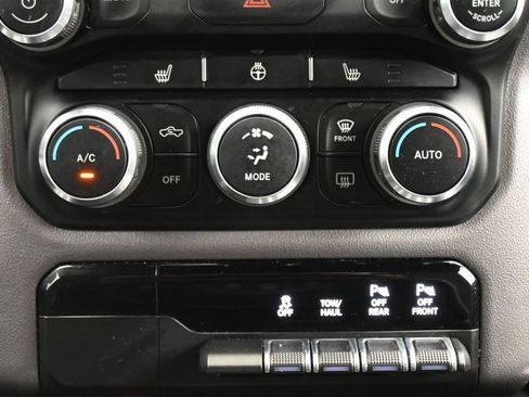 Used 2019 RAM 1500 Big Horn AWD/4WD image 20