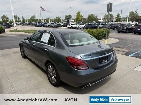 Used 2017 Mercedes-Benz C 300 4MATIC Sedan image 4