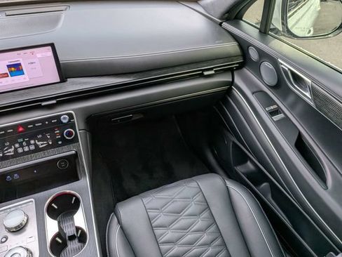 Used 2025 Genesis GV80 3.5T AWD/4WD image 19