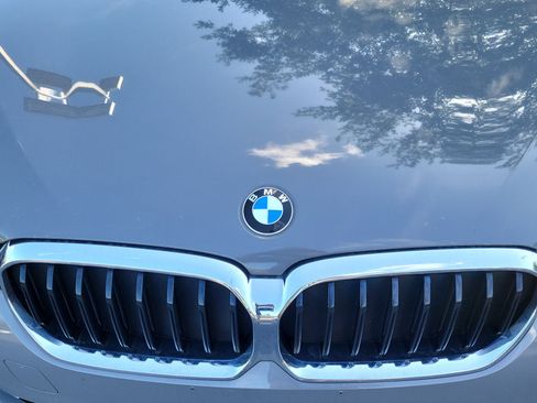 Used 2021 BMW 530i w/ Convenience Package RWD image 16