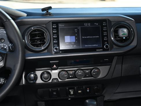 Certified 2023 Toyota Tacoma TRD Off-Road image 15