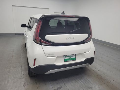 Used 2025 Kia Soul LX w/ LX Technology Package image 6