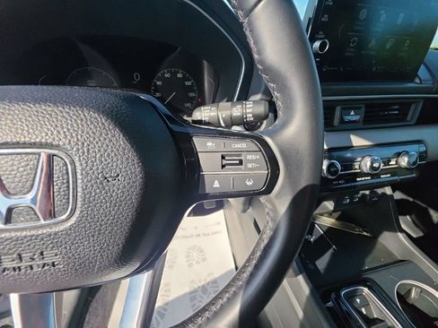 Certified 2024 Honda Pilot Touring image 19