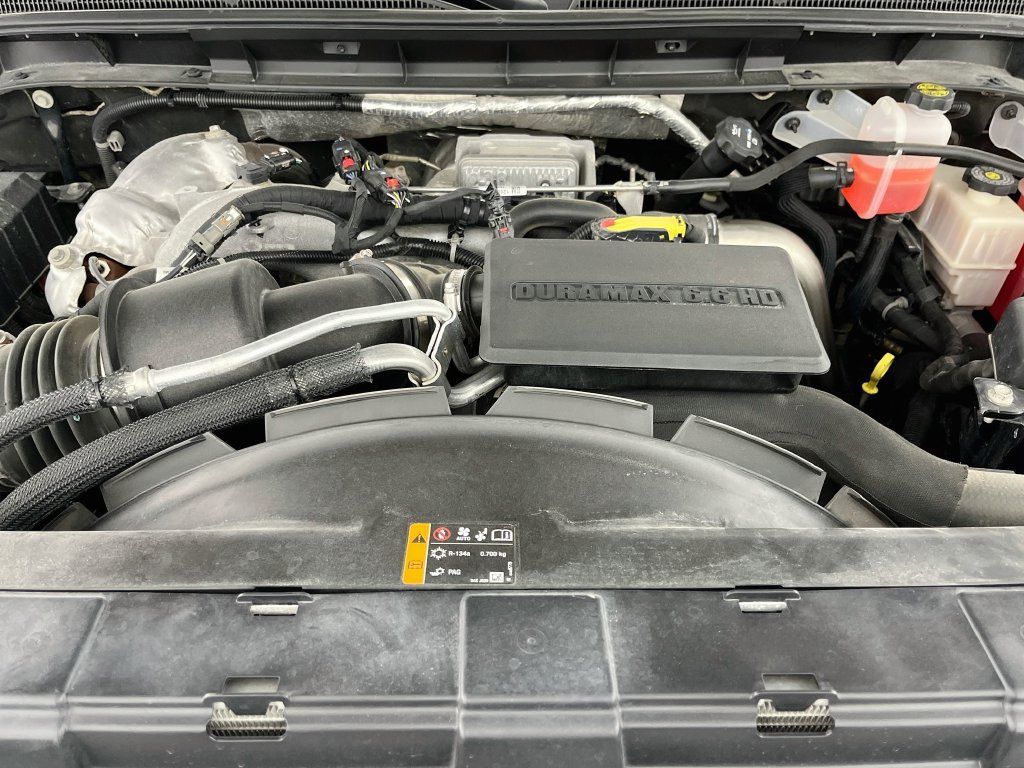 Used 2022 GMC Sierra 3500 Denali w/ Denali Ultimate Package AWD/4WD image 41