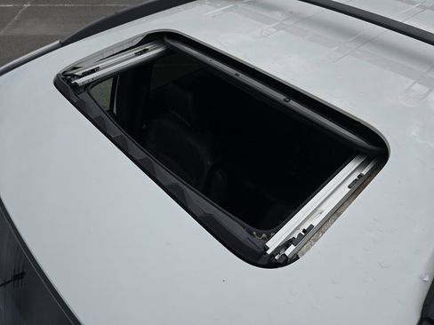 Used 2022 Honda Pilot TrailSport image 5