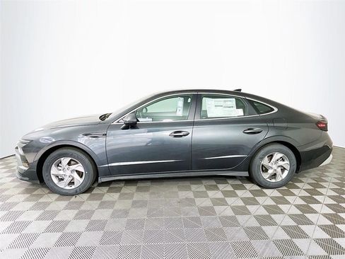 New 2026 Hyundai Sonata SE FWD image 4