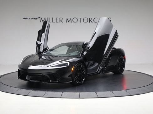 Used 2025 McLaren GTS RWD image 14