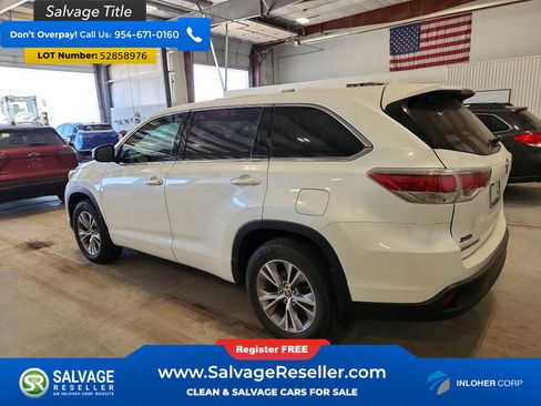Used 2016 Toyota Highlander Plus AWD/4WD image 3
