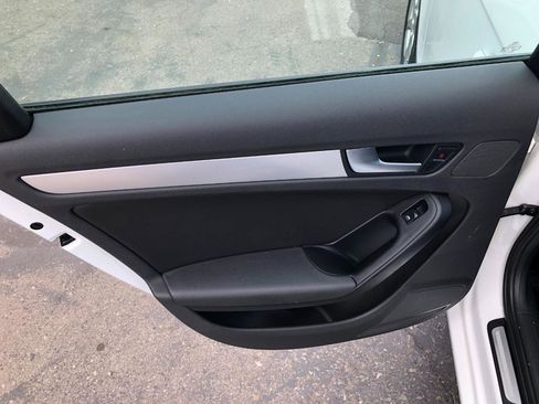 Used 2009 Audi A4 2.0T Premium image 25