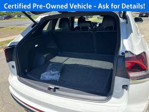Certified 2024 Volkswagen Atlas Cross Sport SEL R-Line AWD/4WD image 26