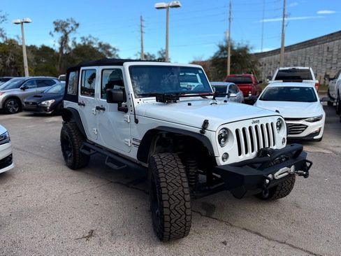 Used 2016 Jeep Wrangler Unlimited Sport w/ Connectivity Group image 6