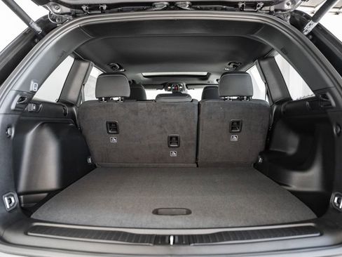 New 2025 Jeep Grand Cherokee Laredo X w/ Luxury Tech Group I image 9