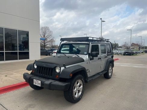 Used 2008 Jeep Wrangler X image 2