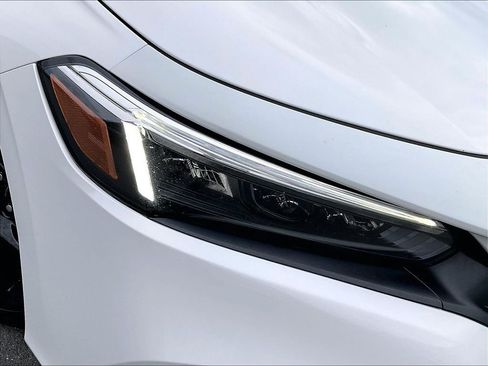 Used 2024 Honda Civic Sport image 31