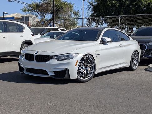 Used 2016 BMW M4 Coupe image 3