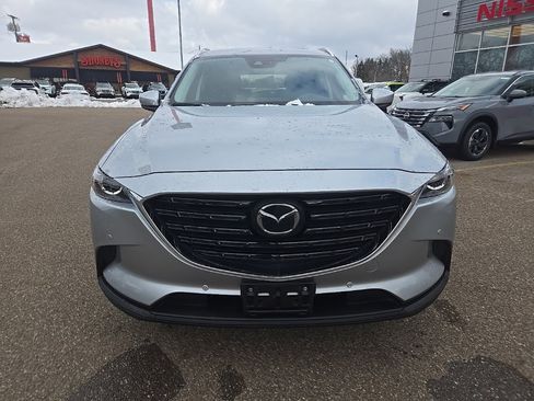 Used 2022 MAZDA CX-9 Touring Plus image 2