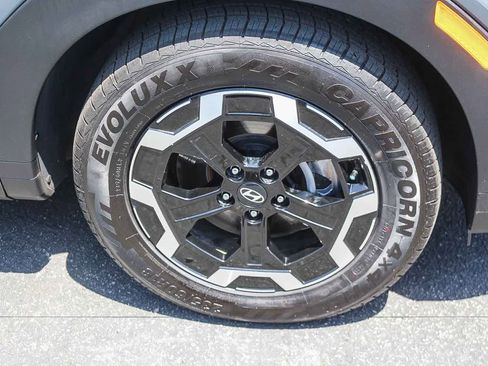 Used 2025 Hyundai Santa Fe SEL FWD image 12