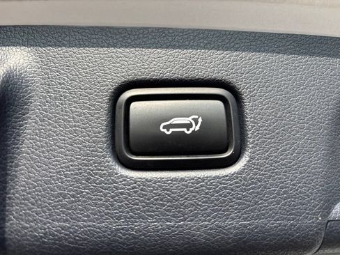Used 2021 Hyundai Palisade Limited AWD/4WD image 15