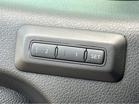 Certified 2022 Nissan Titan PRO-4X w/ Pro-4x Convenience Package image 29