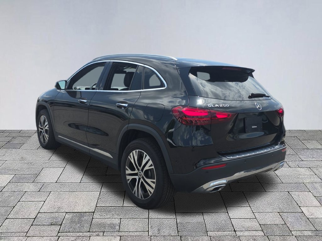 Certified 2025 Mercedes-Benz GLA 250 image 5