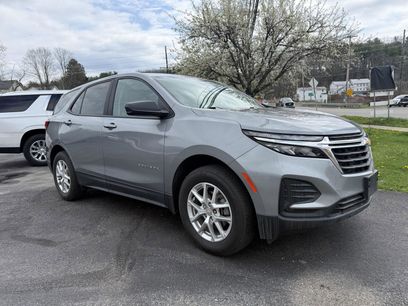 Used 2023 Chevrolet Equinox LS w/ LS Convenience Package
