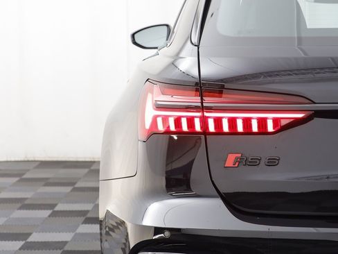 Used 2024 Audi RS 6 performance image 24