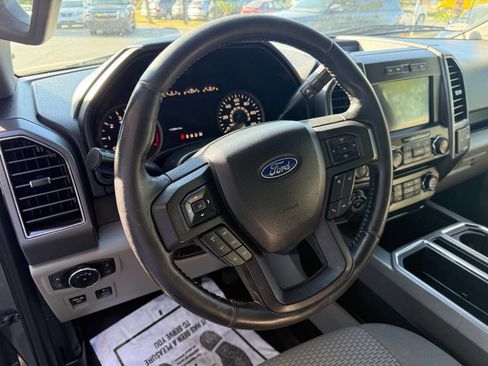 Used 2018 Ford F150 XLT w/ Equipment Group 302A Luxury image 10