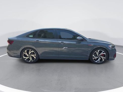 Used 2022 Volkswagen Jetta GLI Autobahn FWD image 3