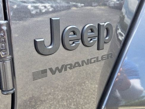Used 2025 Jeep Wrangler Unlimited Sahara AWD/4WD image 20