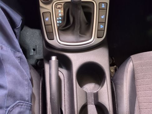 Certified 2021 Kia Seltos S image 21