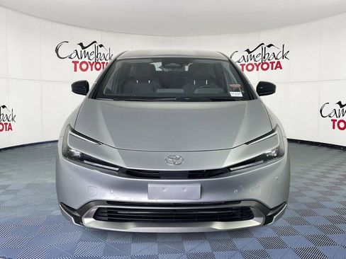 Used 2026 Toyota Prius Plug-In Hybrid FWD image 3