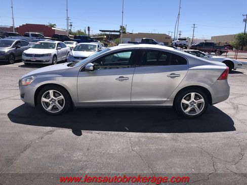 Used 2012 Volvo S60 T5 FWD image 5