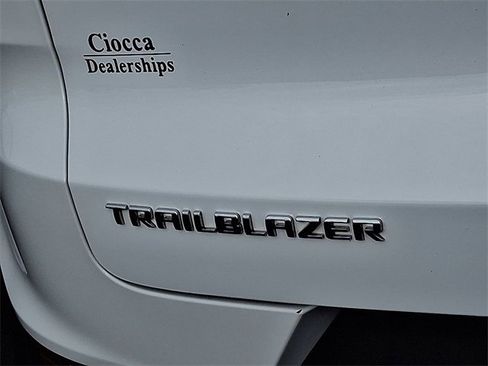 Used 2022 Chevrolet TrailBlazer LT w/ Convenience Package image 30