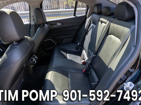 Used 2020 Alfa Romeo Giulia Sprint w/ Cold Weather Package AWD/4WD image 13